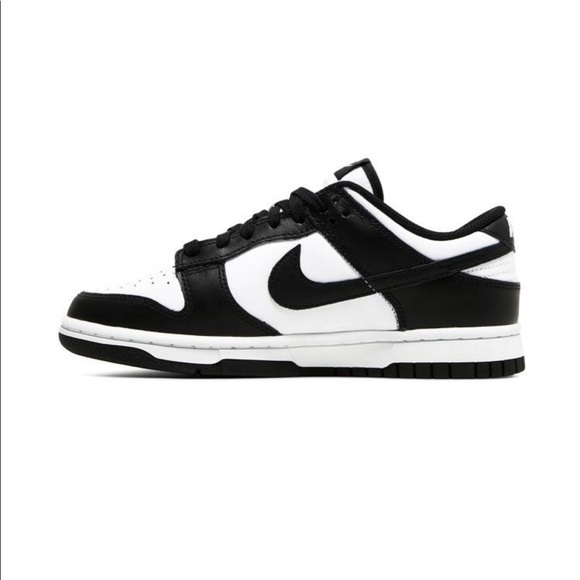 Black and white Nike dunks. - Picture 2 of 5